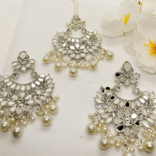 SMDWES Earring & Maang Teekah Set