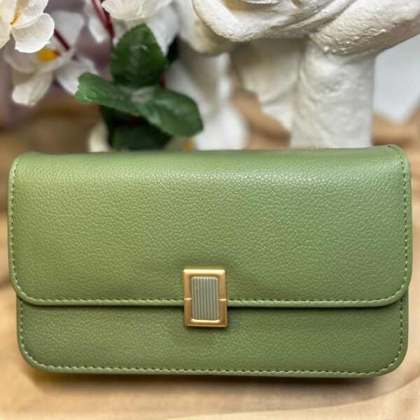 Effortless Elegance Crossbody