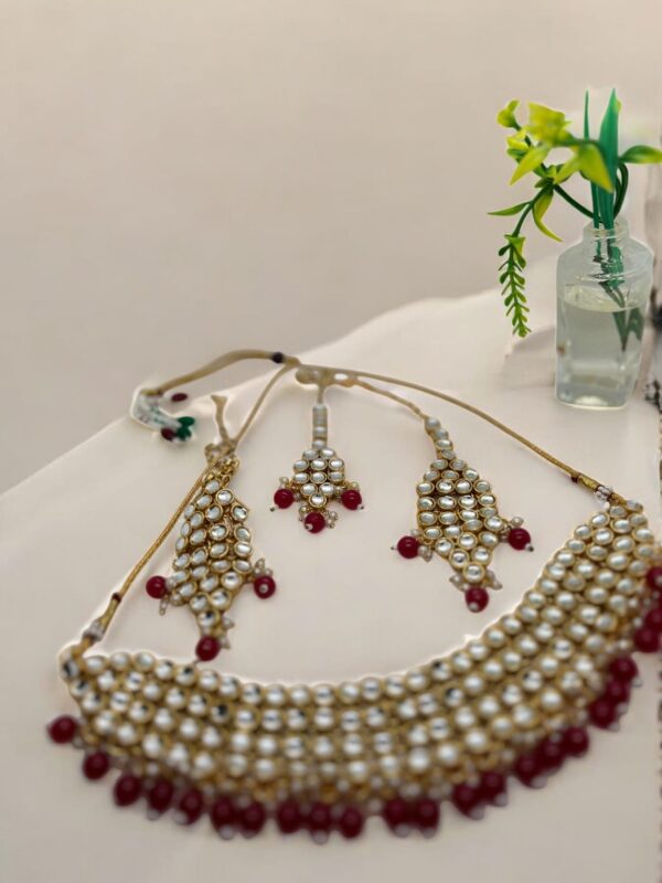 SMBKS-Vintage Glamour Kundan Set