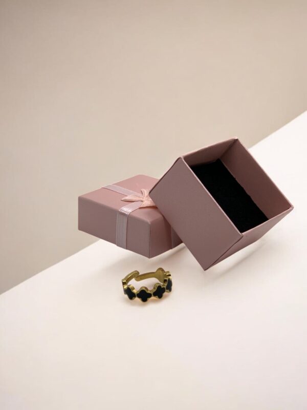 SMD Clover Ring