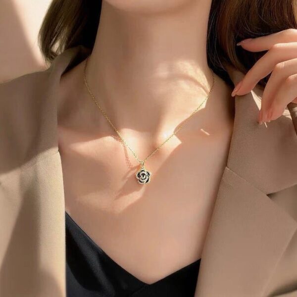 SMD-Black & Gold Locket