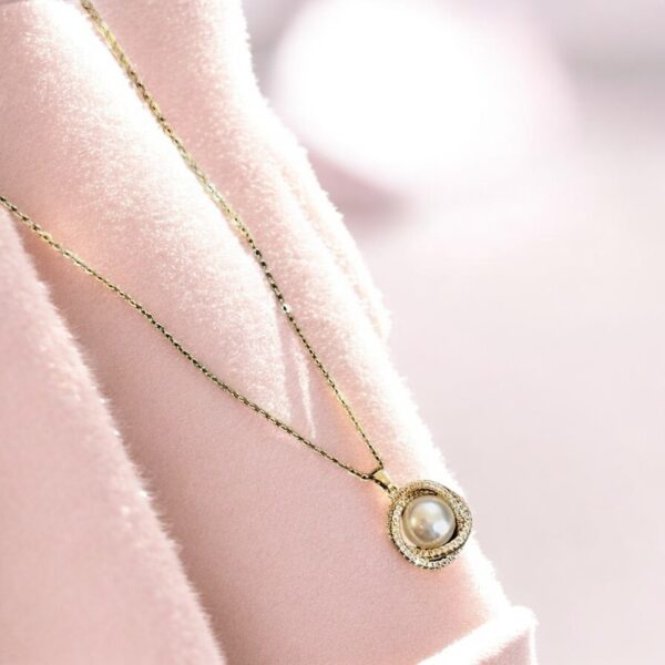 Golden white Pendent-COGP