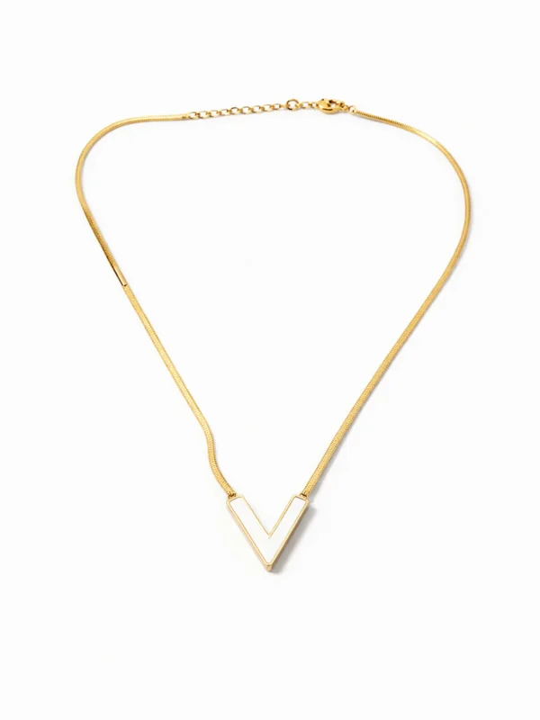 171 V-Shaped Pendant